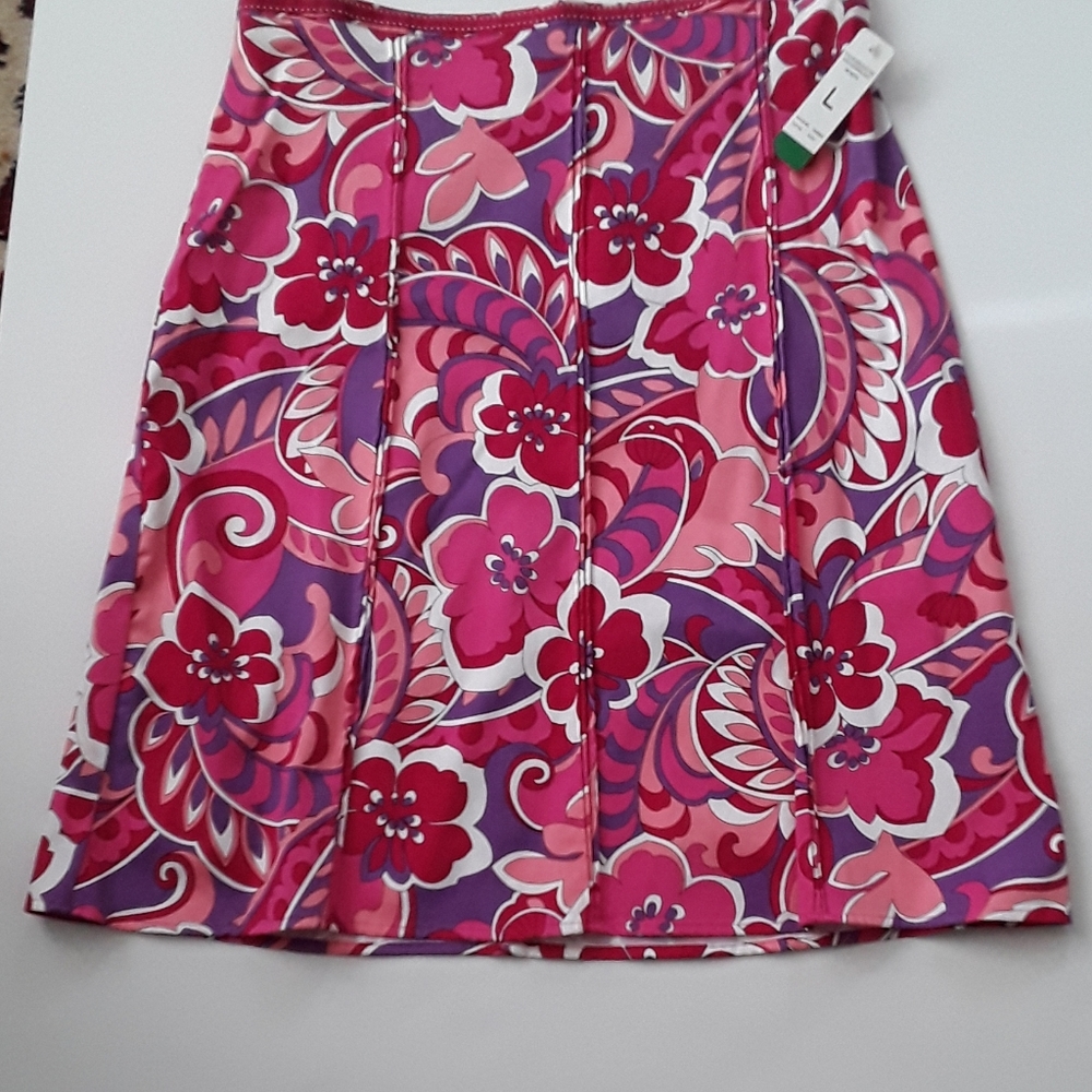 Skirt Size Large - NEW!